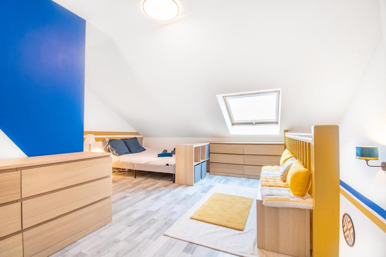 Charmant T2 Sur Ile De Nantes Avec Parking Et Balcon Exterior photo