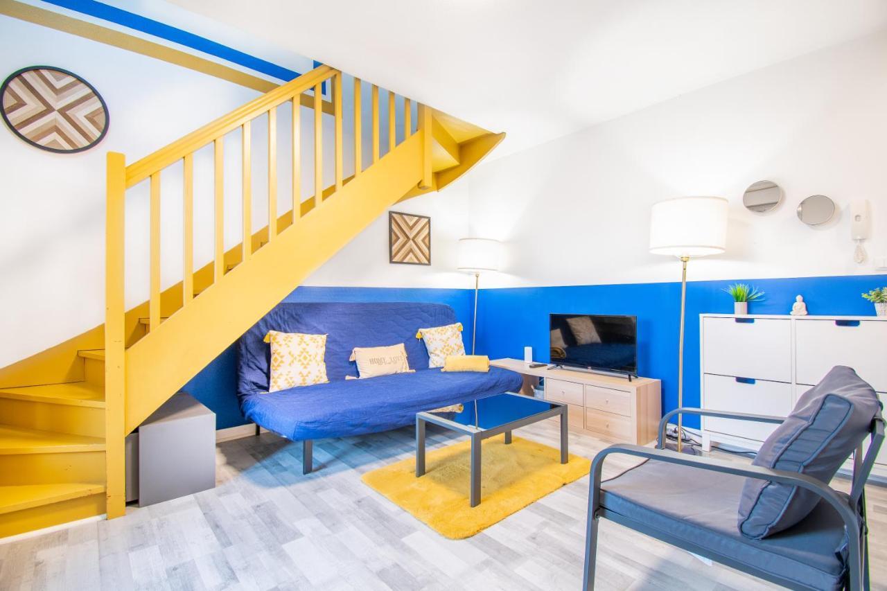 Charmant T2 Sur Ile De Nantes Avec Parking Et Balcon Exterior photo